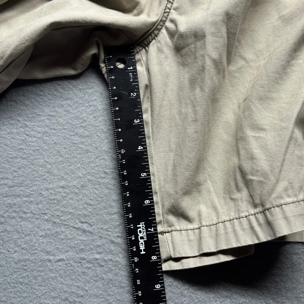 Tommy Bahama Relax Men Medium Khaki Cargo Shorts Elastic Waist Cotton Drawstring